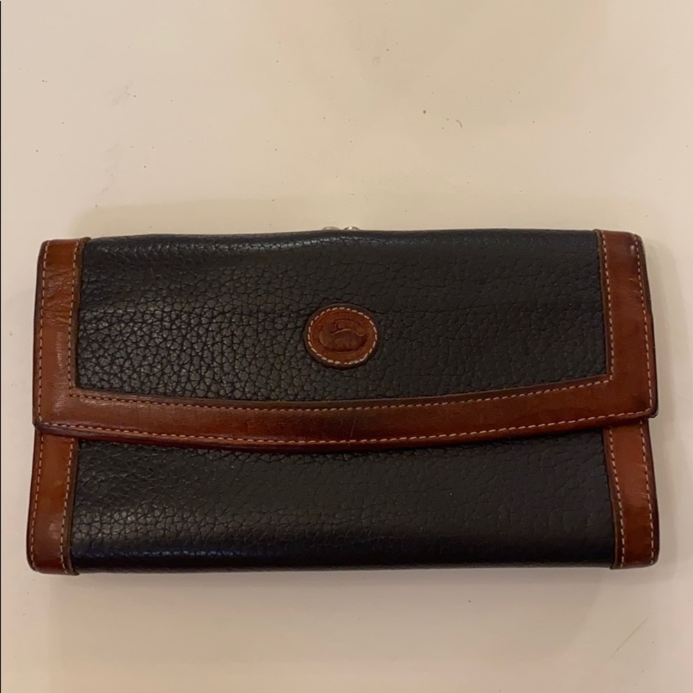 DOONEY & BOURKE | vintage wallet